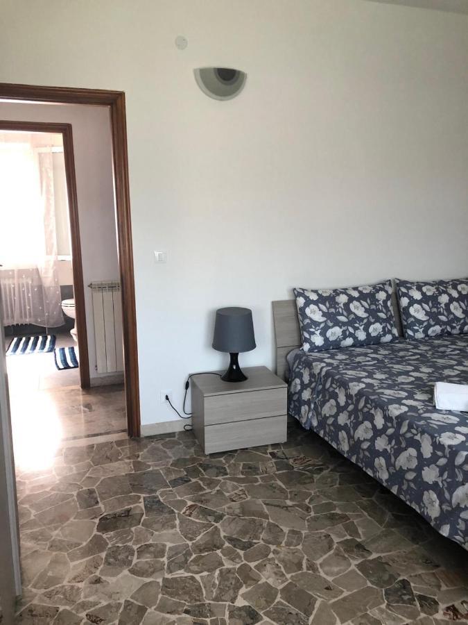 Casa Lucia Apartment *
