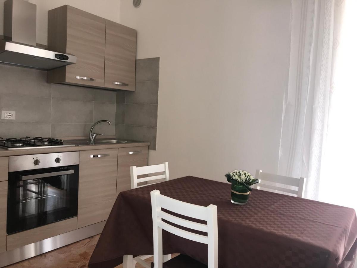 Casa Lucia Apartment *